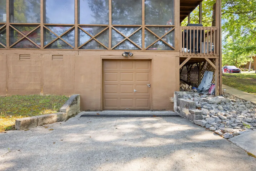 80-2 Woodson Bend Resort Bronston KY 42518