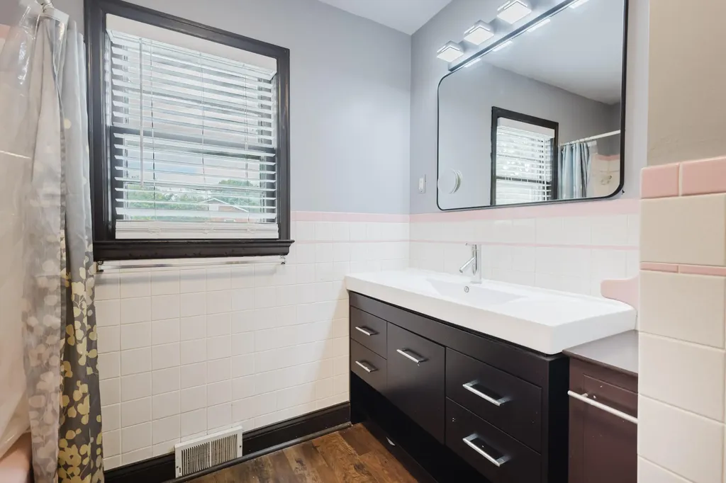1857 Darien Drive Lexington KY 40504
