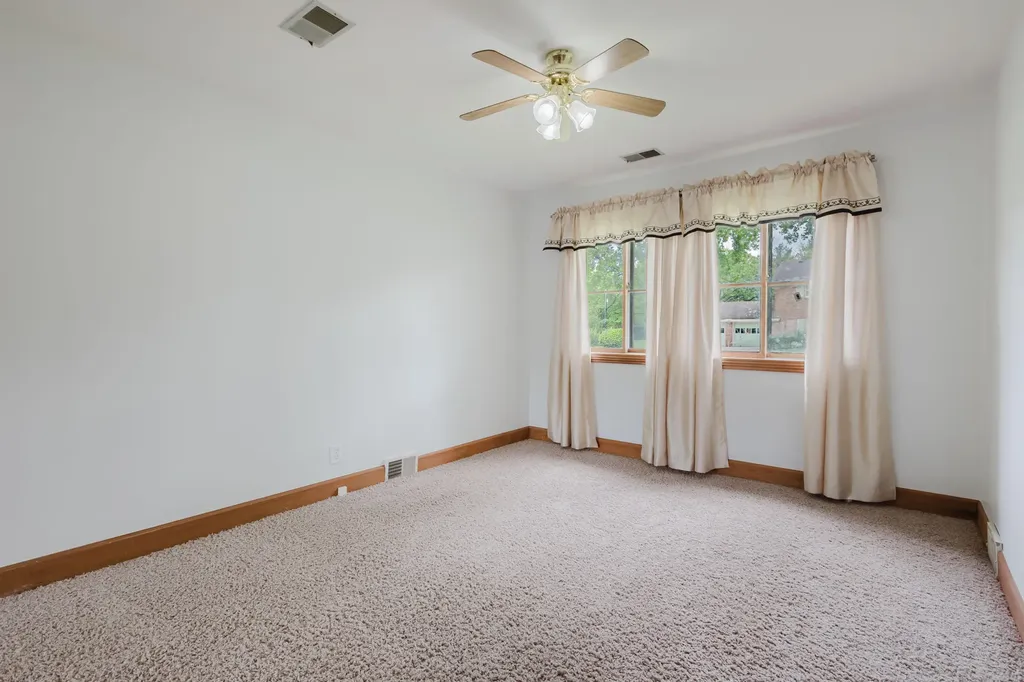 1857 Darien Drive Lexington KY 40504