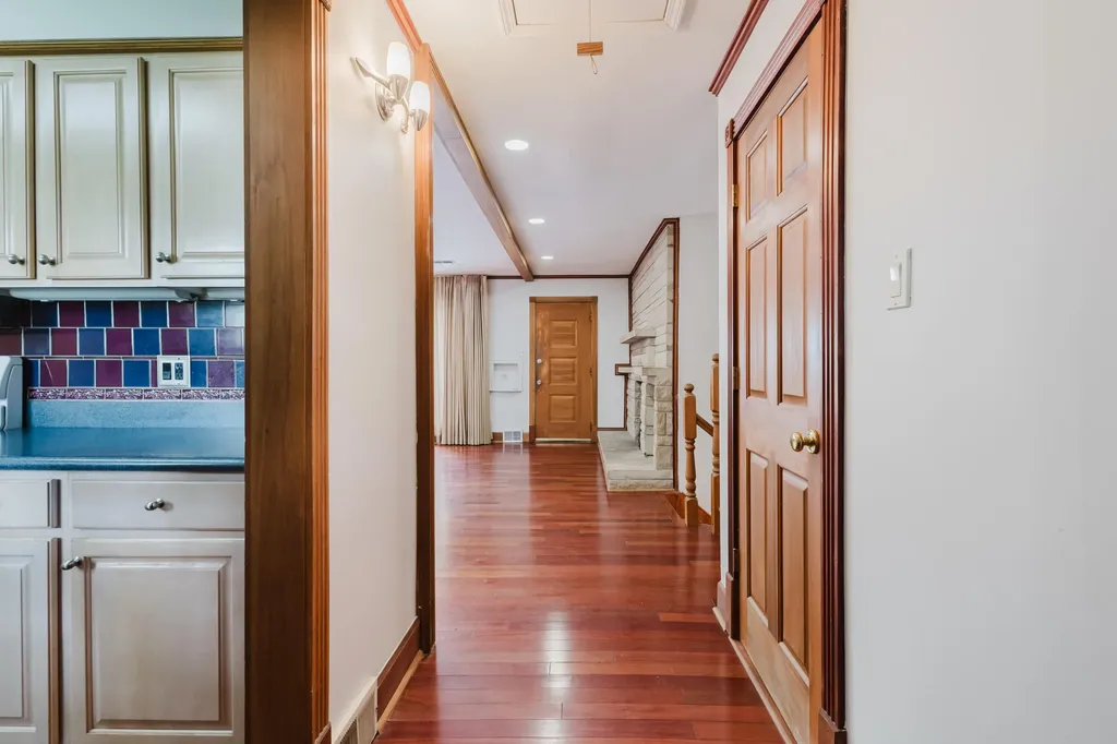 1857 Darien Drive Lexington KY 40504