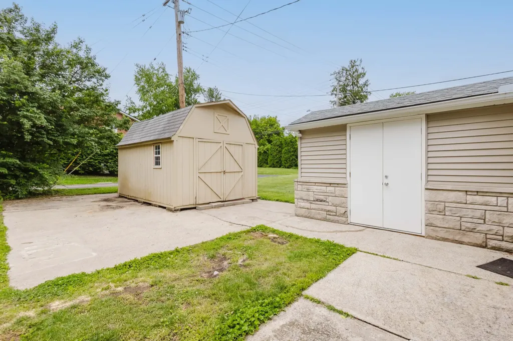 1857 Darien Drive Lexington KY 40504