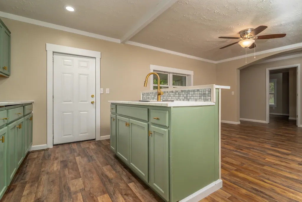 8855 Highway 191 West Liberty KY 41472