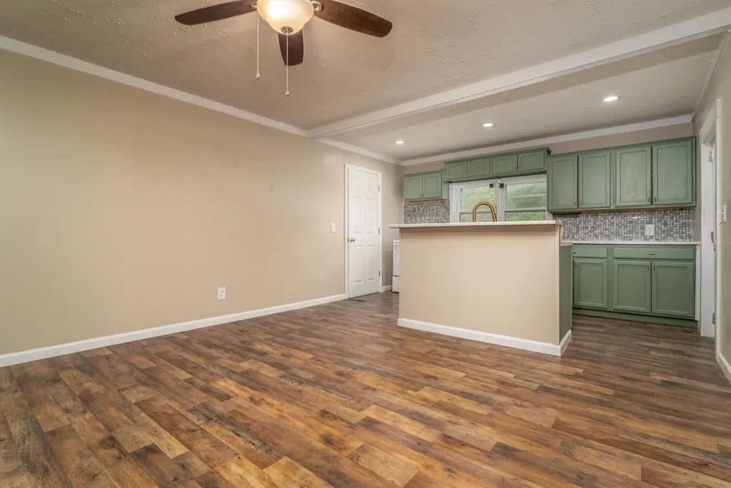 8855 Highway 191 West Liberty KY 41472