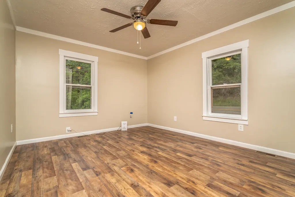 8855 Highway 191 West Liberty KY 41472