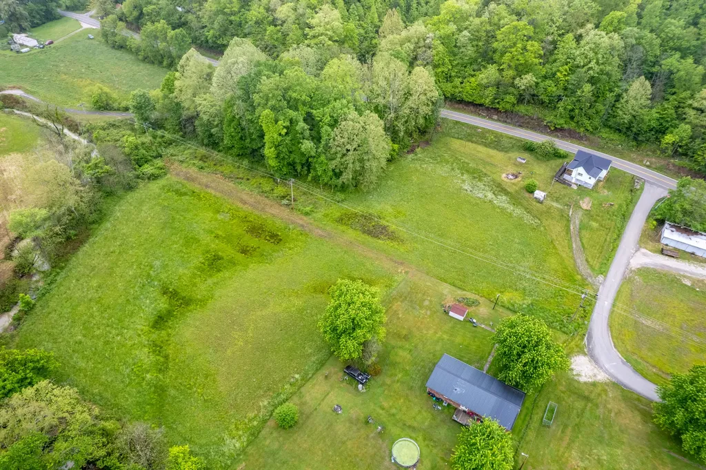 8855 Highway 191 West Liberty KY 41472