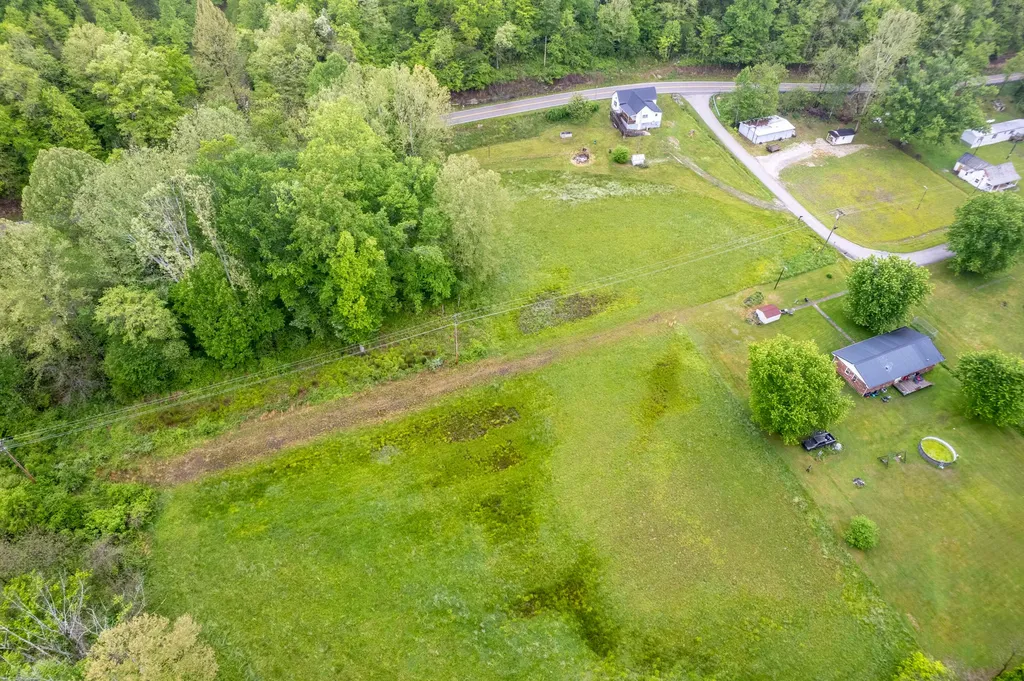 8855 Highway 191 West Liberty KY 41472