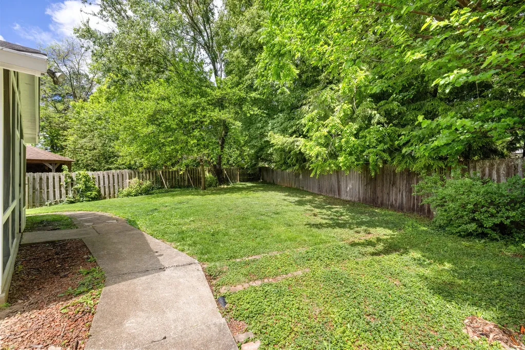 607 Camino Drive Lexington KY 40502