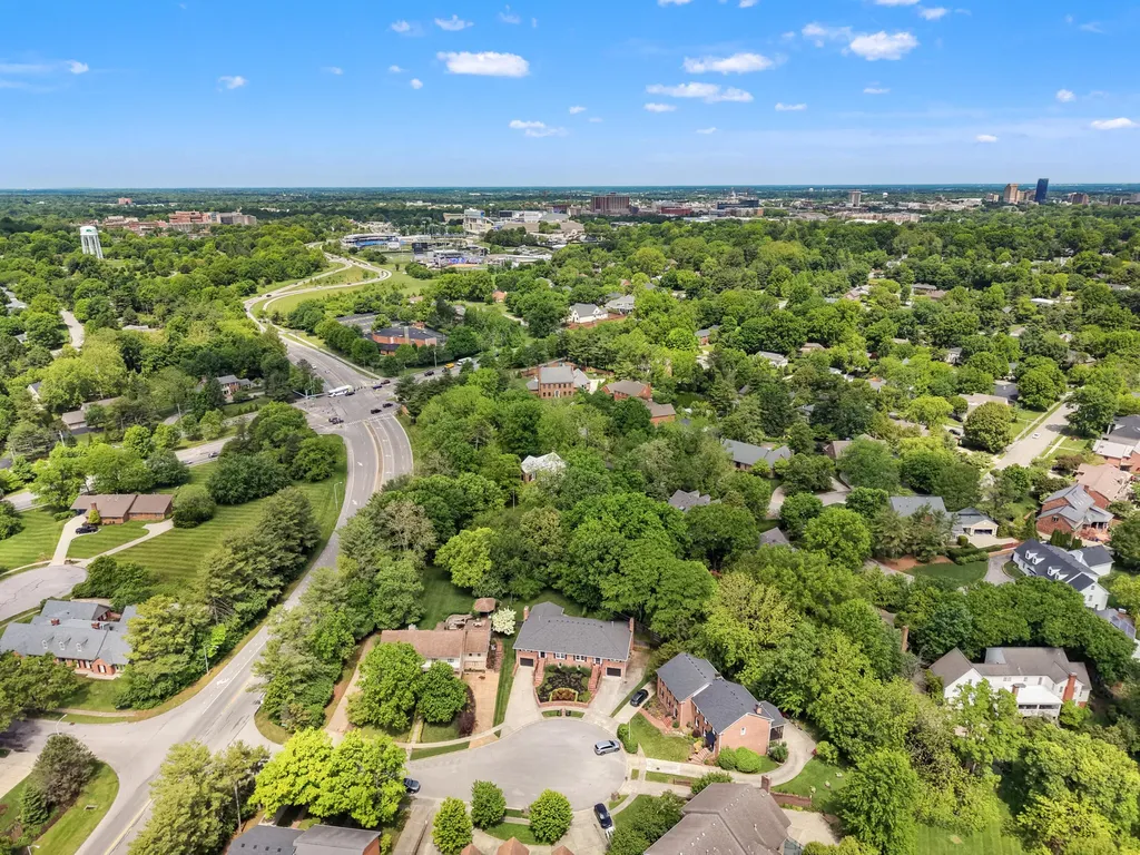 607 Camino Drive Lexington KY 40502