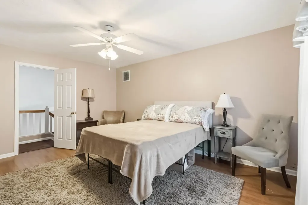 2560 Spring Valley Loop Lexington KY 40511