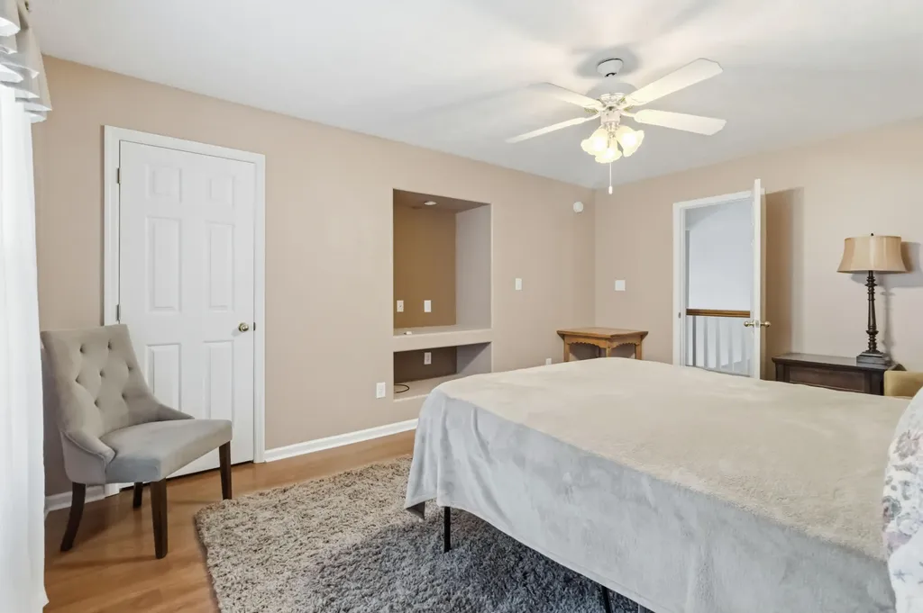2560 Spring Valley Loop Lexington KY 40511