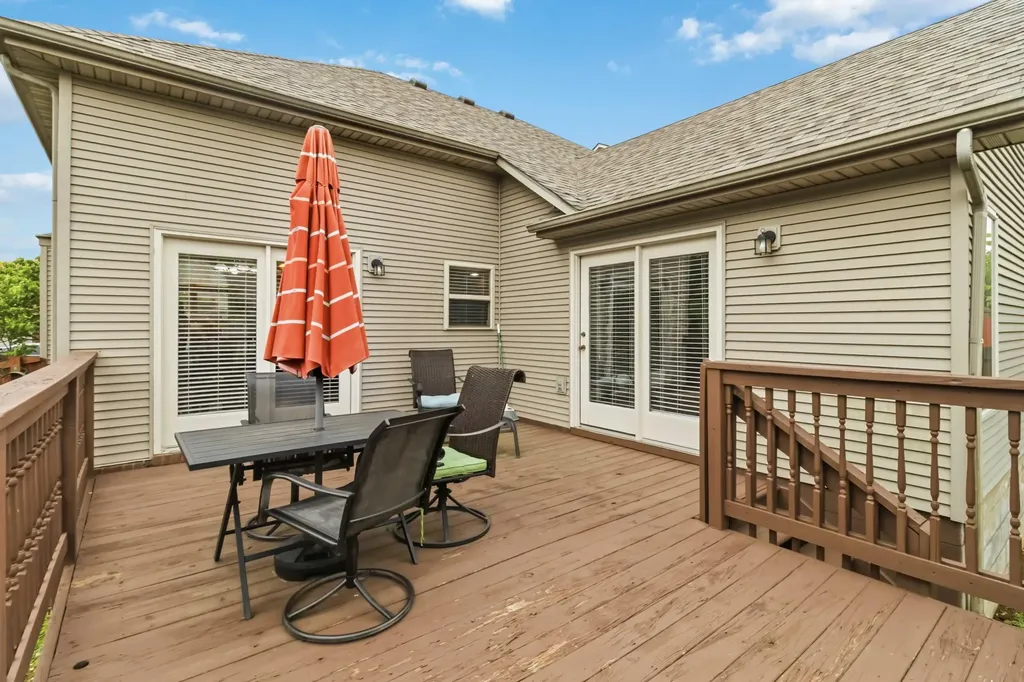 2560 Spring Valley Loop Lexington KY 40511