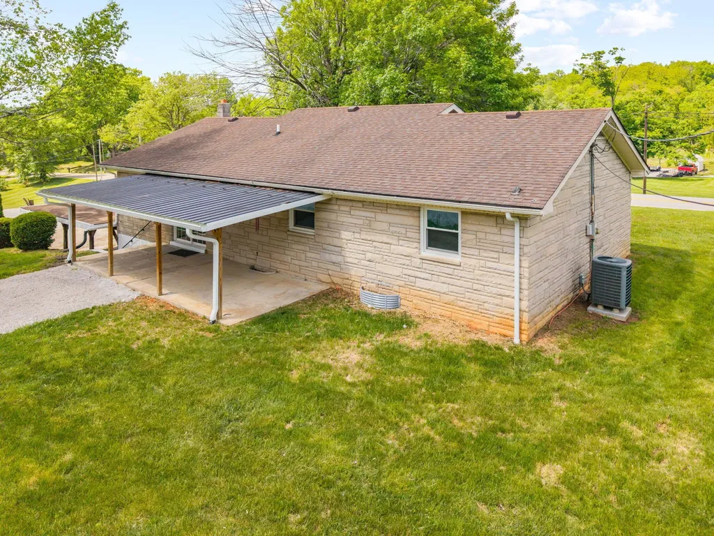 9210 Ky-1247 Eubank KY 42567