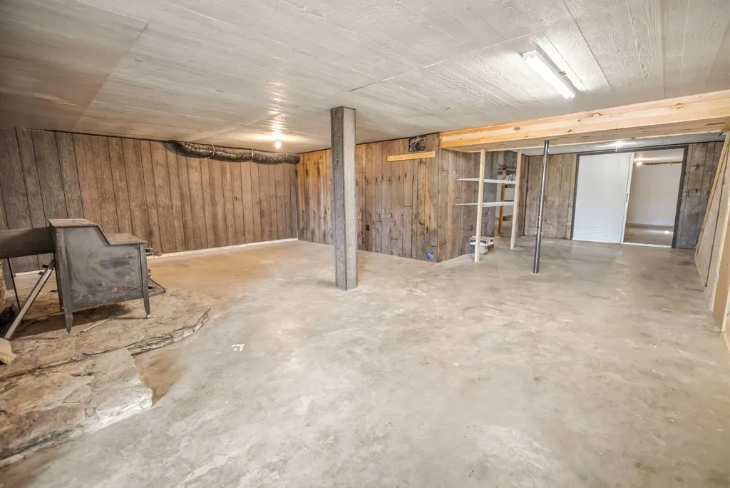 9210 Ky-1247 Eubank KY 42567