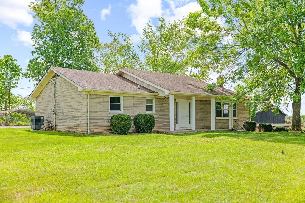9210 N. Highway 1247 Eubank KY 42567
