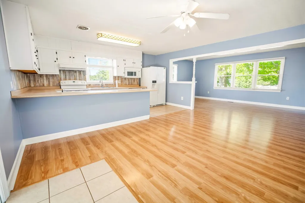 9210 Ky-1247 Eubank KY 42567