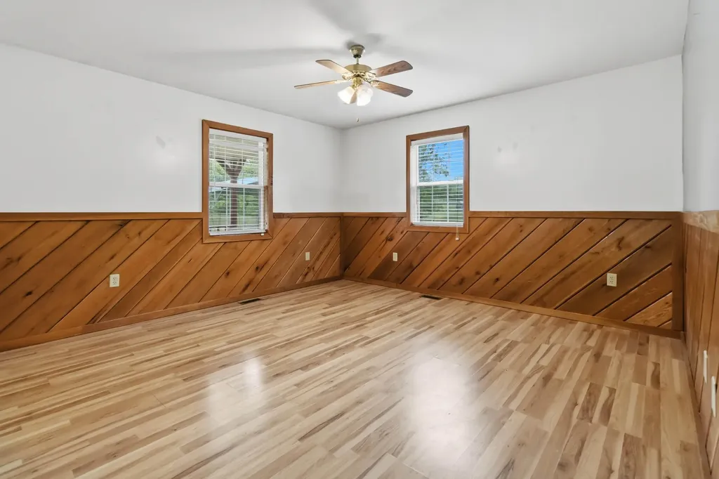 4330 Kentucky 906 Hustonville KY 40437