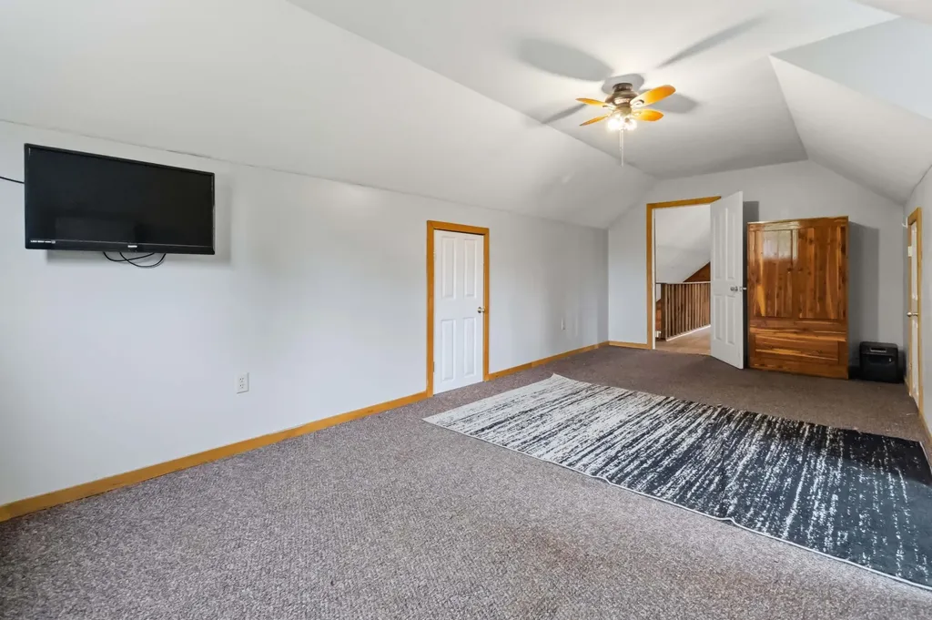 4330 Kentucky 906 Hustonville KY 40437