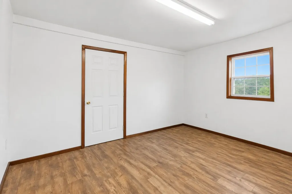 4330 Kentucky 906 Hustonville KY 40437