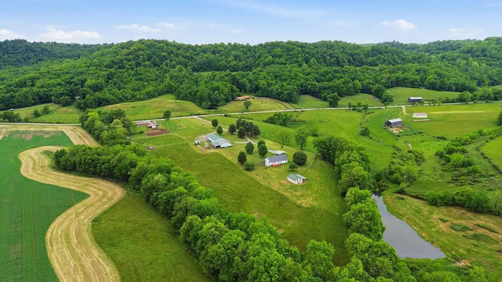 4330 Kentucky 906 Hustonville KY 40437