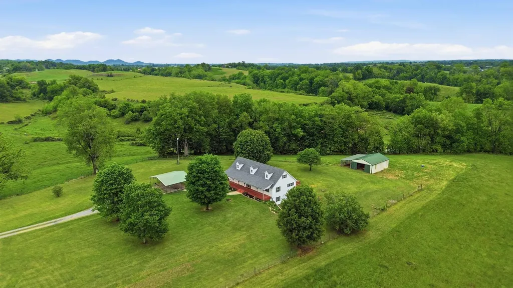 4330 Kentucky 906 Hustonville KY 40437