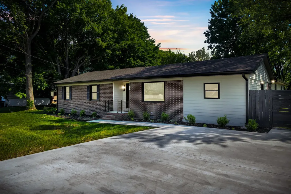 507 Millbrooke Drive Hopkinsville KY 42240