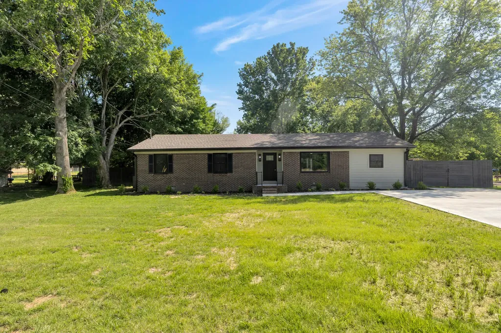 507 Millbrooke Drive Hopkinsville KY 42240