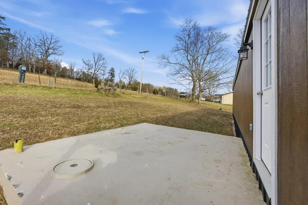 5434 Pine Ridge Road Winchester KY 40391