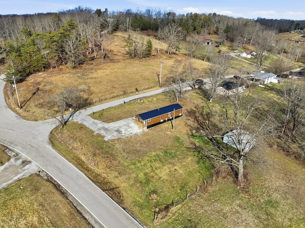 5434 Pine Ridge Road Winchester KY 40391