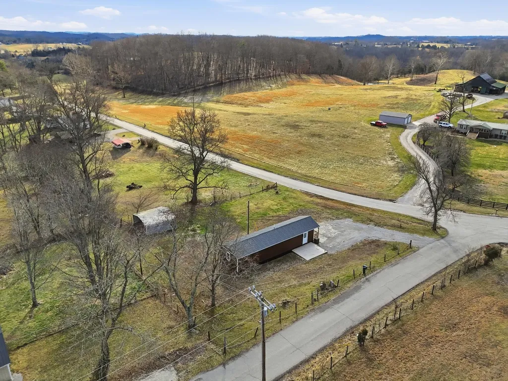 5434 Pine Ridge Road Winchester KY 40391