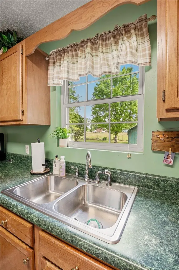 49 Deerfield Drive Williamsburg KY 40769