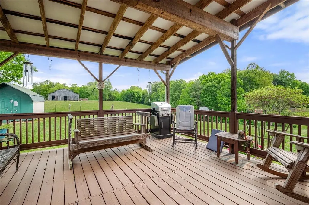 49 Deerfield Drive Williamsburg KY 40769