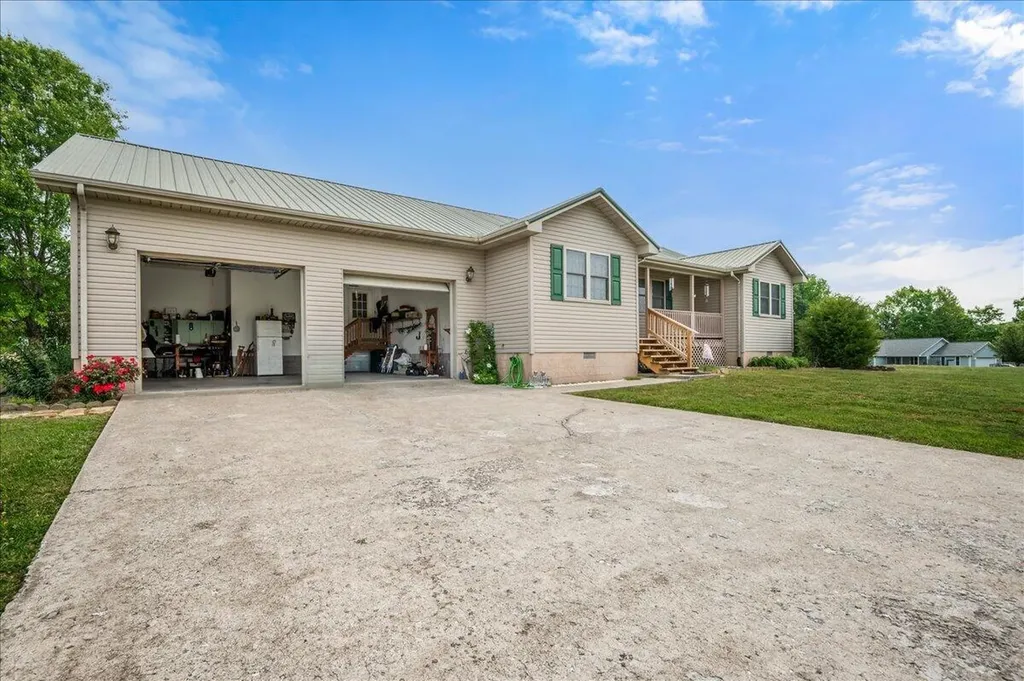 49 Deerfield Drive Williamsburg KY 40769