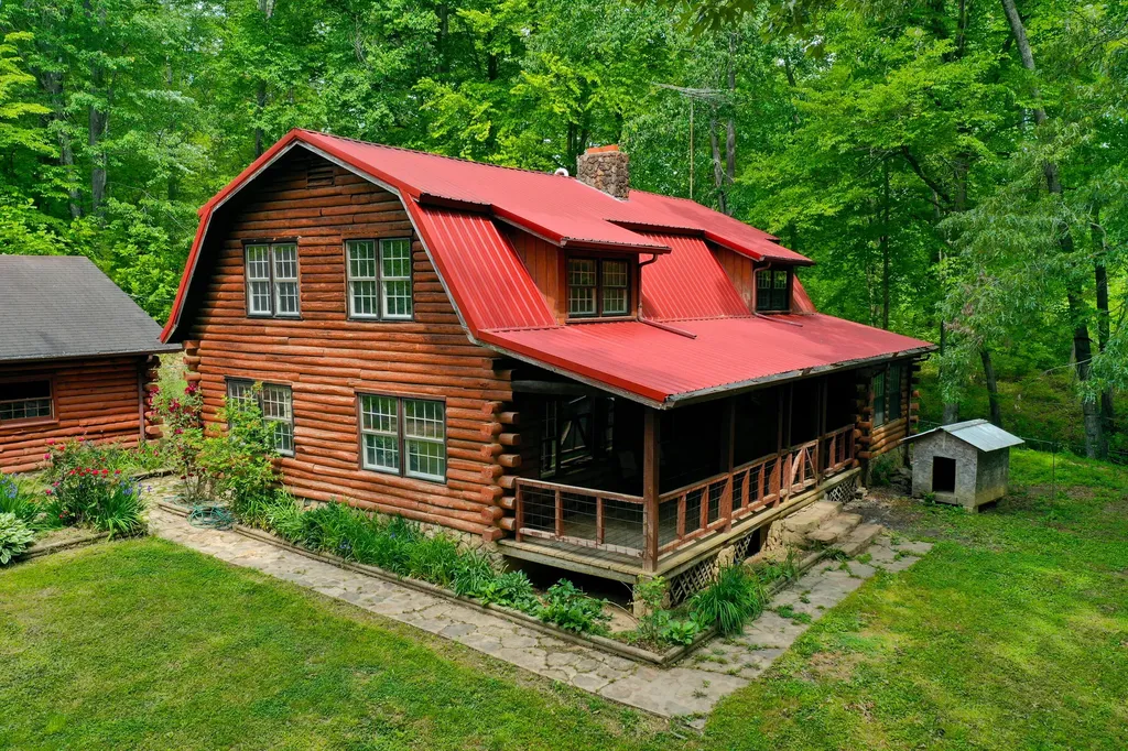 4497 Tom Cat Trail London KY 40741