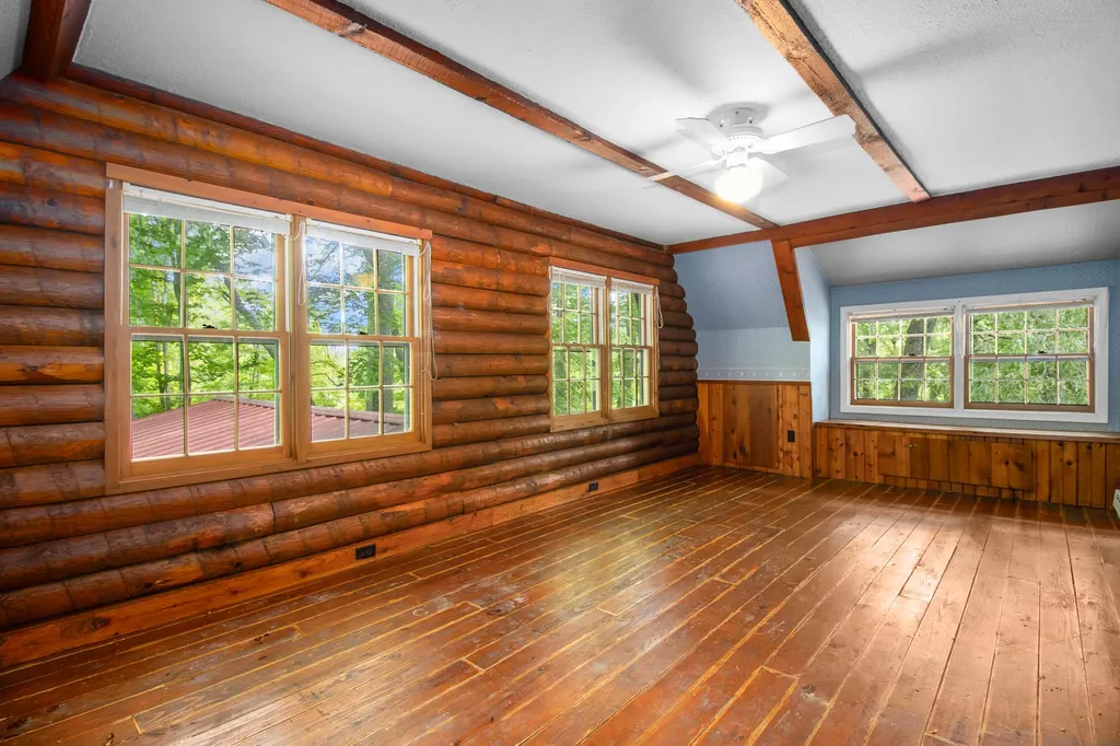 4497 Tom Cat Trail London KY 40741