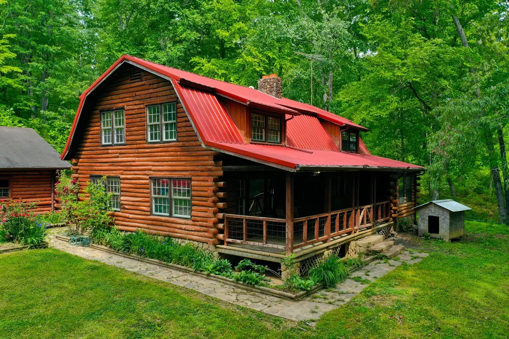 4497 Tom Cat Trail London KY 40741