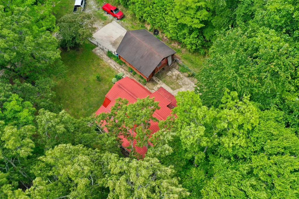 4497 Tom Cat Trail London KY 40741