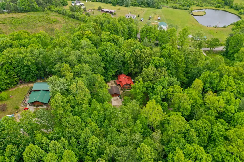 4497 Tom Cat Trail London KY 40741