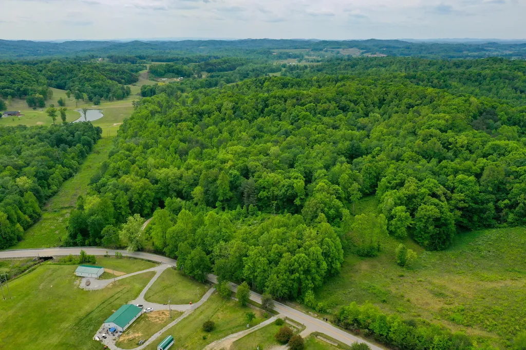 4497 Tom Cat Trail London KY 40741