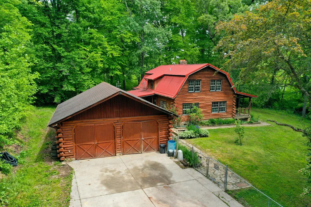 4497 Tom Cat Trail London KY 40741