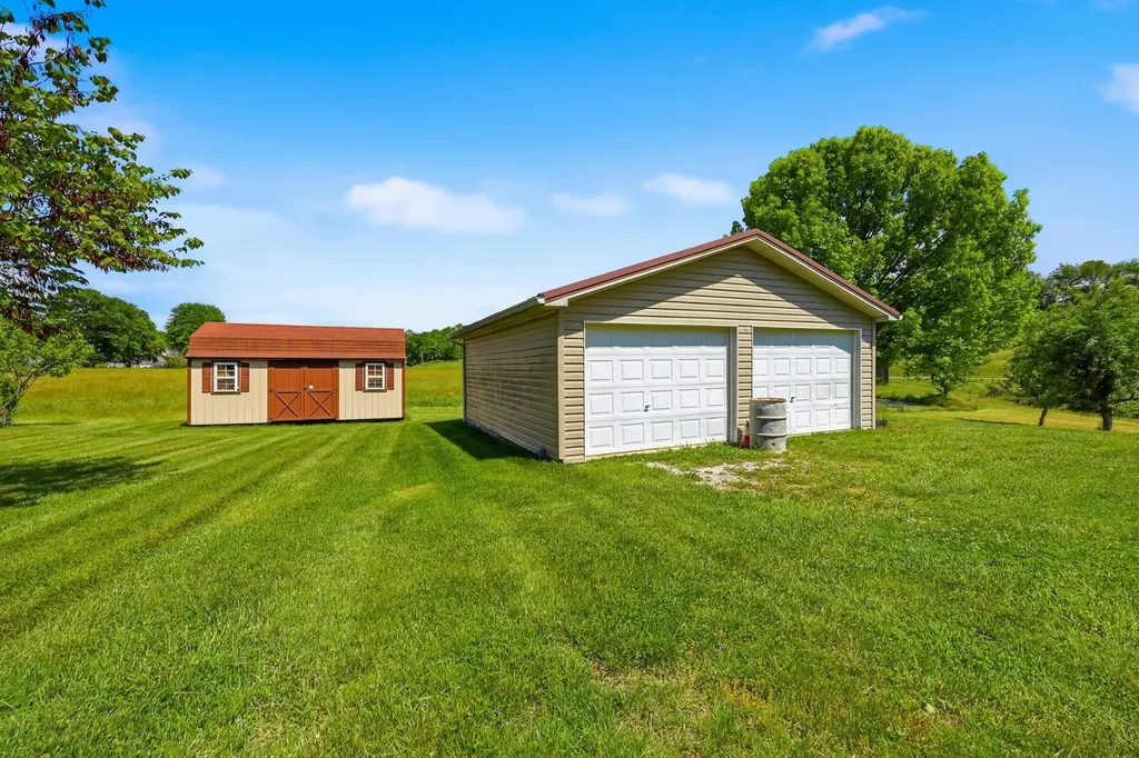 54 Kelley Road Mckee KY 40447