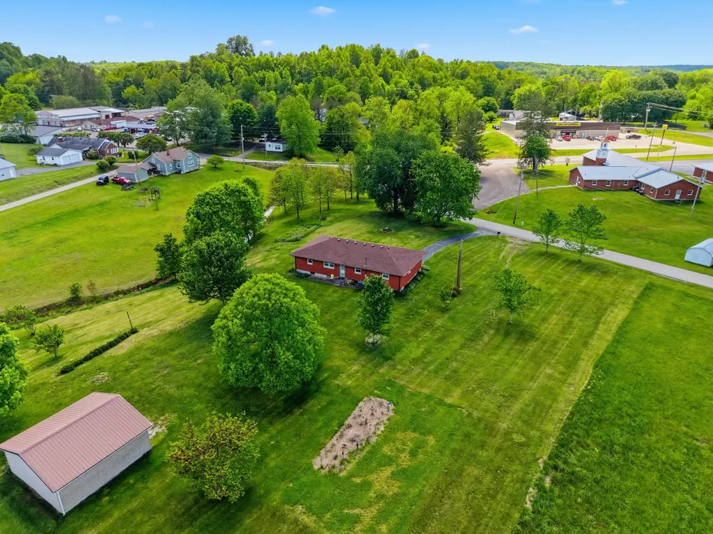 54 Kelley Road Mckee KY 40447