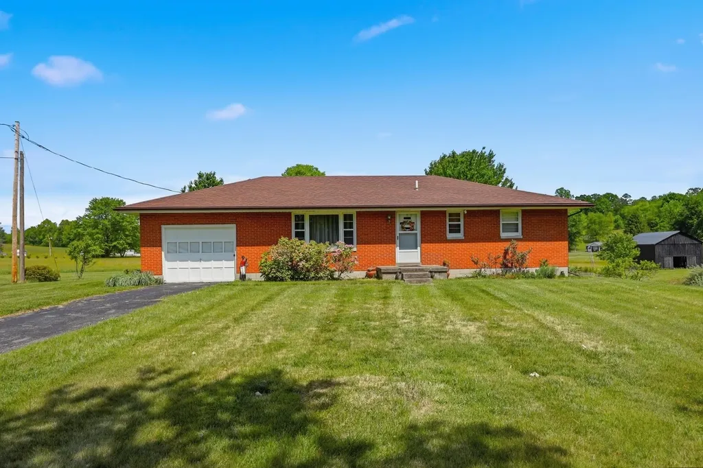 54 Kelley Road Mckee KY 40447
