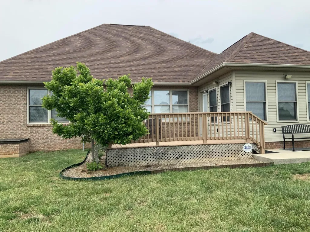 194 E Saddlebrook Drive Somerset KY 42503