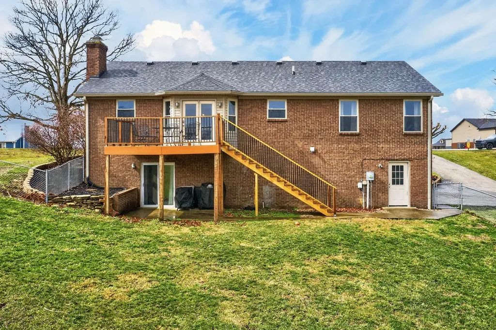 121 Mockingbird Hill Drive Richmond KY 40475