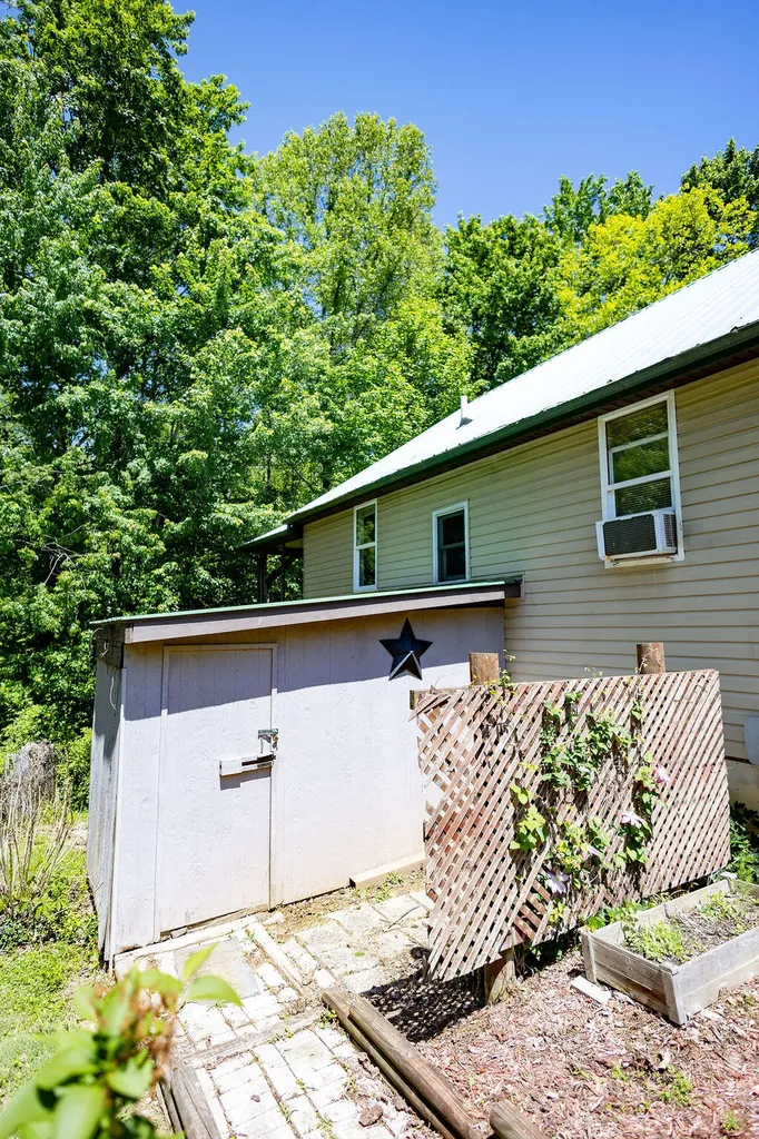 49 Morris Drive Wellington KY 40387