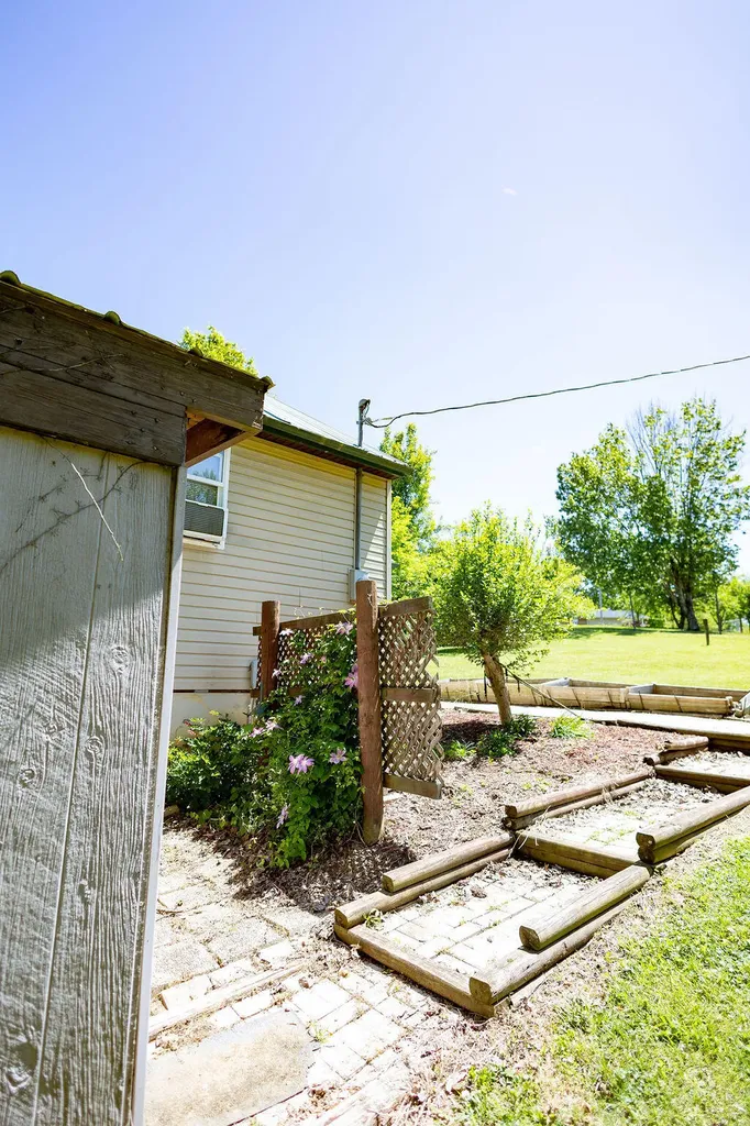 49 Morris Drive Wellington KY 40387