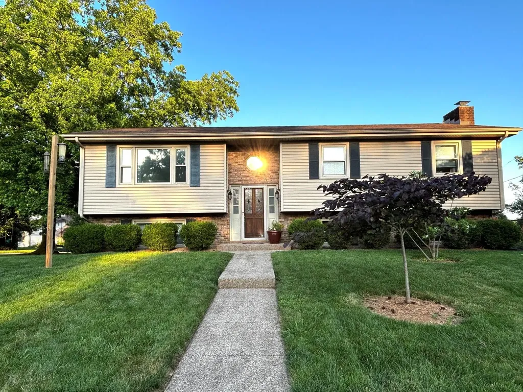 4564 Prince Albert Way Lexington KY 40515