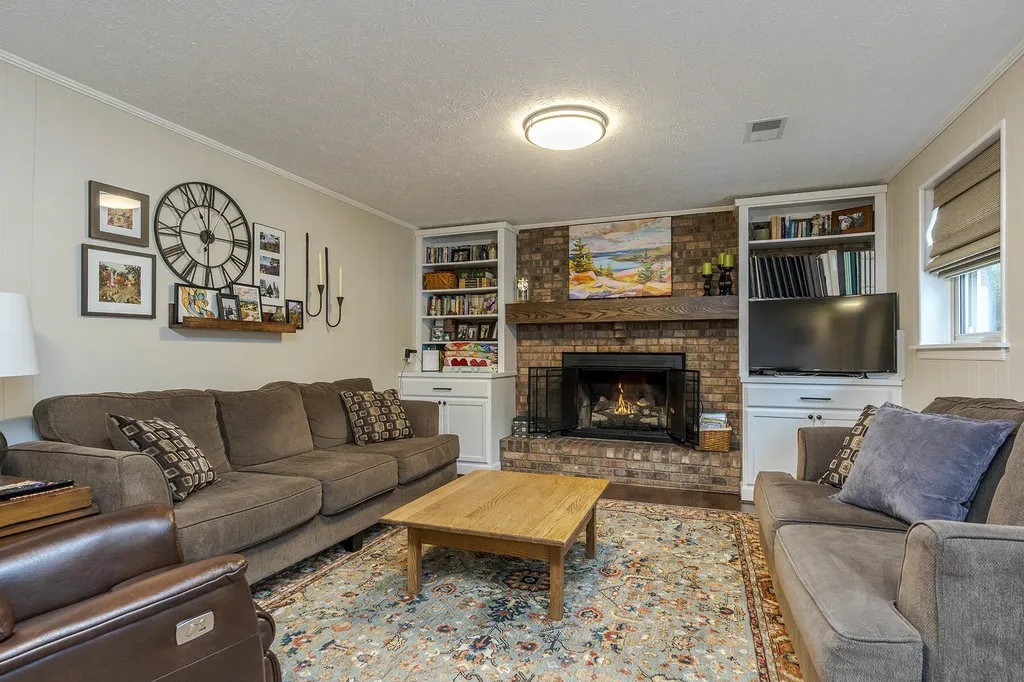4564 Prince Albert Way Lexington KY 40515