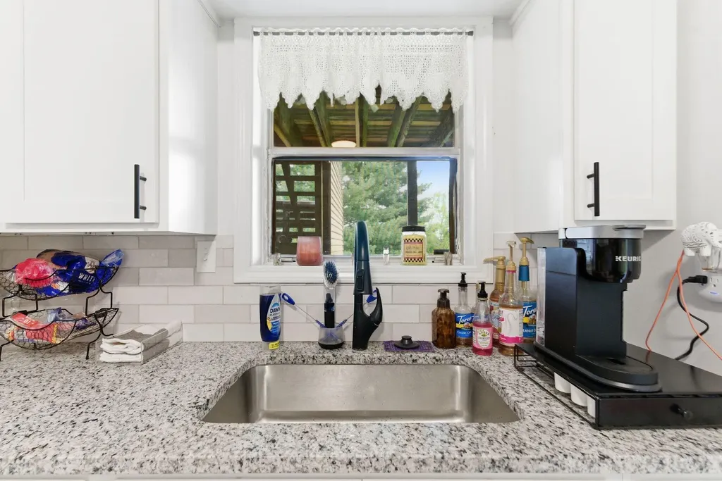 421 Redding Road Lexington KY 40517