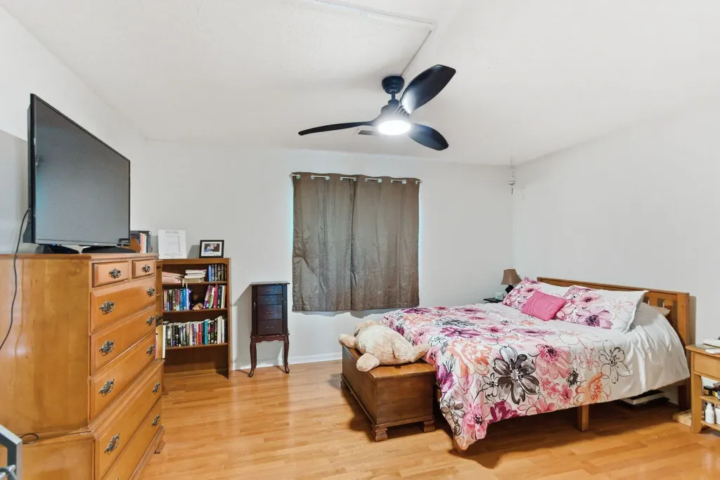 421 Redding Road Lexington KY 40517